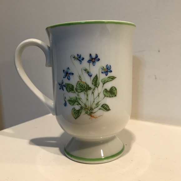 Vintage tea/coffee mug Spring violet cottagecore boho Made in Japan - Picture 3 of 4